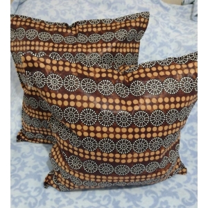 Capa de almofada com tecido africano